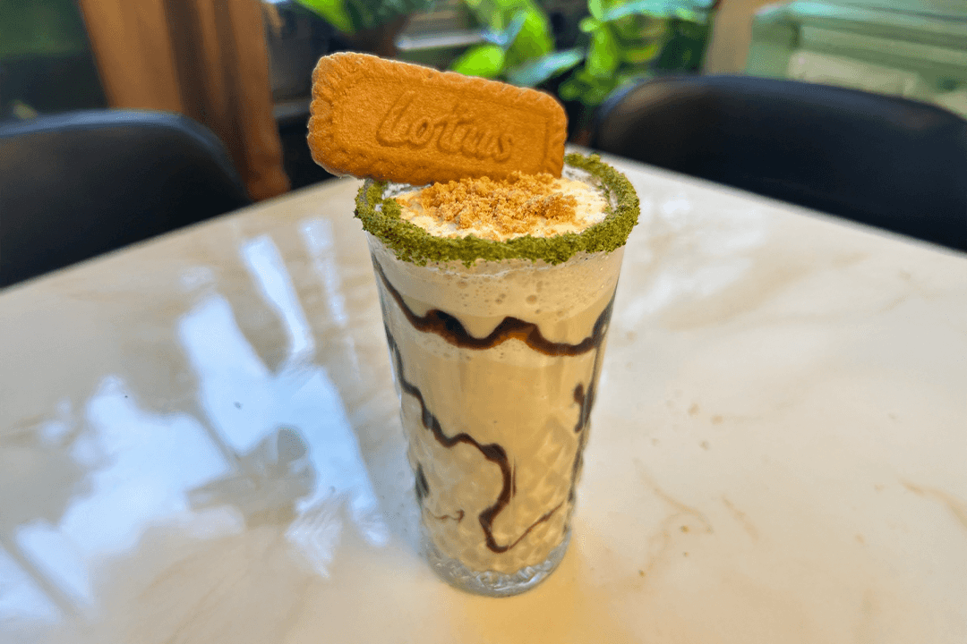 Iced Lotus Dream Mocha